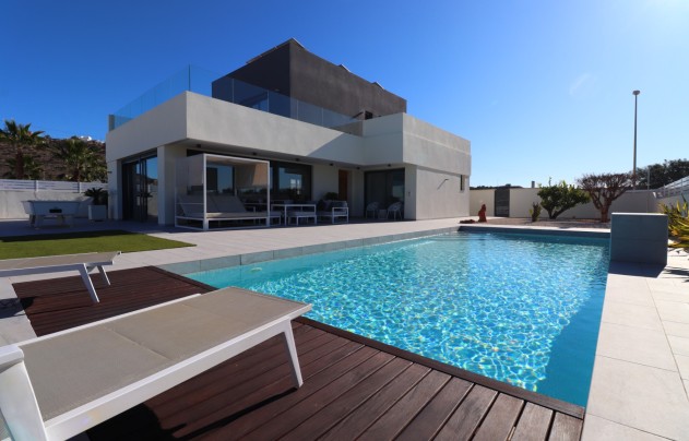 Resale - Villa - Benimar - Benimar III