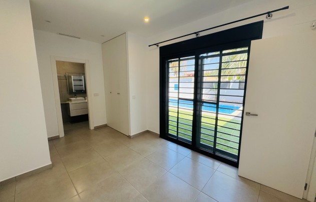 Resale - Villa - San Pedro del Pinatar - LO PAGÁN