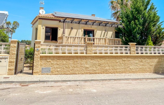 Reventa - Villa - Orihuela Costa - La Zenia