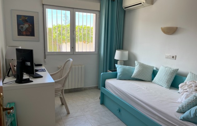Resale - Villa - Jávea - Cansalades