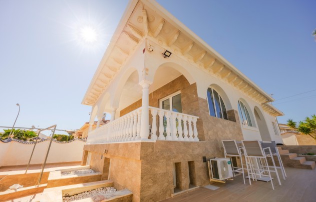 Resale - Villa - Ciudad Quesada