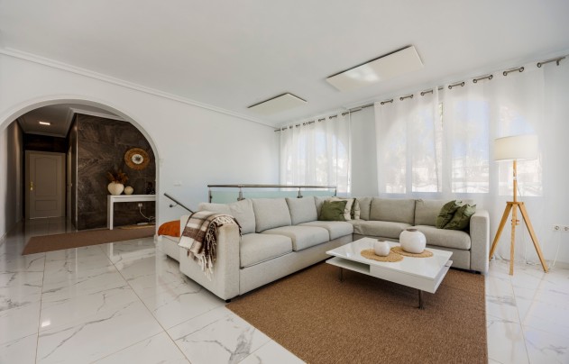 Resale - Villa - Ciudad Quesada