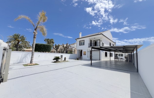 Resale - Villa - San Javier