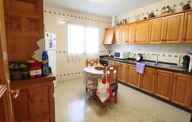 Resale - Villa - Benidorm - Juzgados