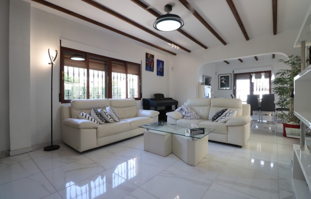 Resale - Villa - Formentera del Segura - Fincas de La Vega