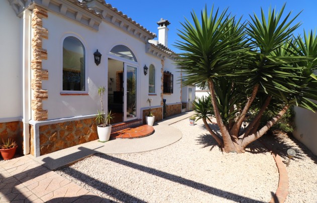 Resale - Villa - Formentera del Segura - Fincas de La Vega