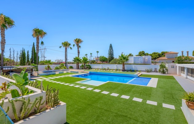 Herverkoop - Villa - Los Montesinos - La Herrada
