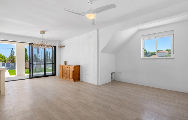 Herverkoop - Villa - Los Montesinos - La Herrada