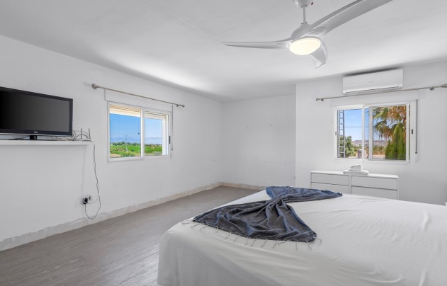 Herverkoop - Villa - Los Montesinos - La Herrada