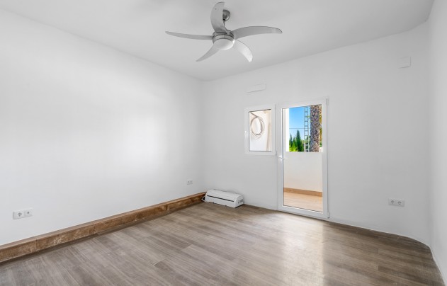 Herverkoop - Villa - Los Montesinos - La Herrada