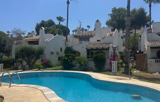 Resale - Villa - Orihuela Costa - Los Dolses