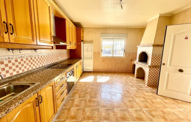 Resale - Villa - Catral