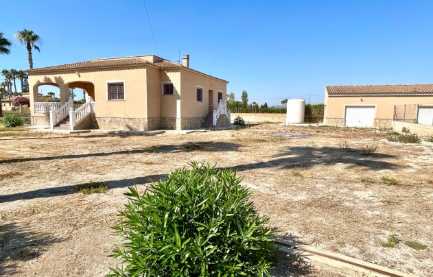 Resale - Villa - Catral