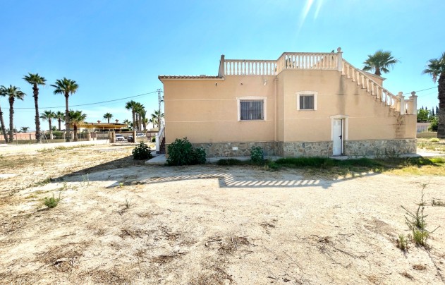 Resale - Villa - Catral