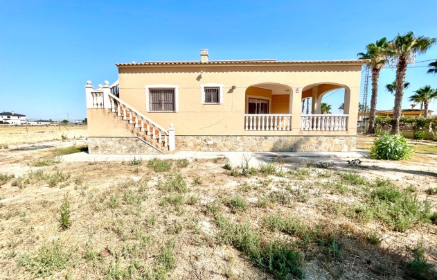 Resale - Villa - Catral