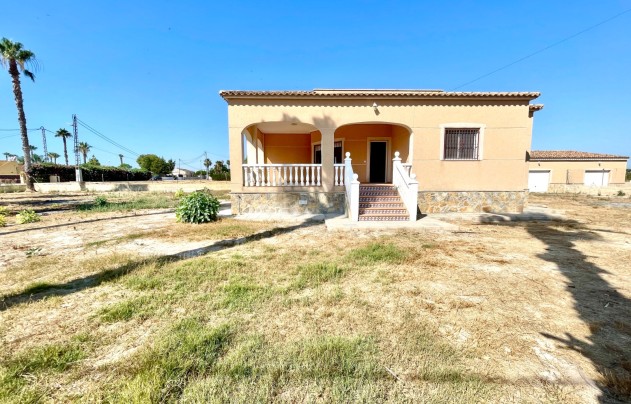 Resale - Villa - Catral