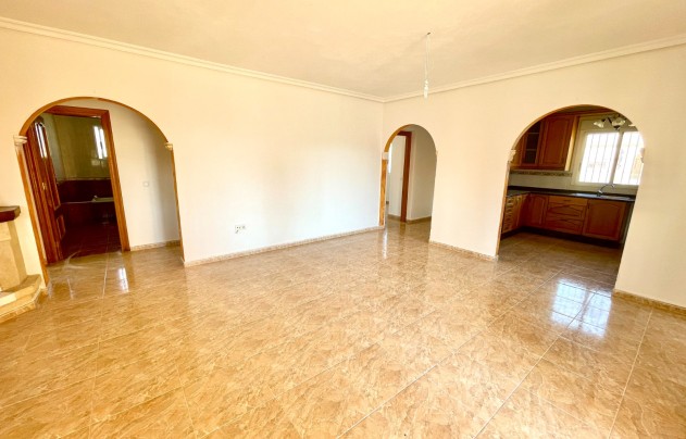 Resale - Villa - Catral