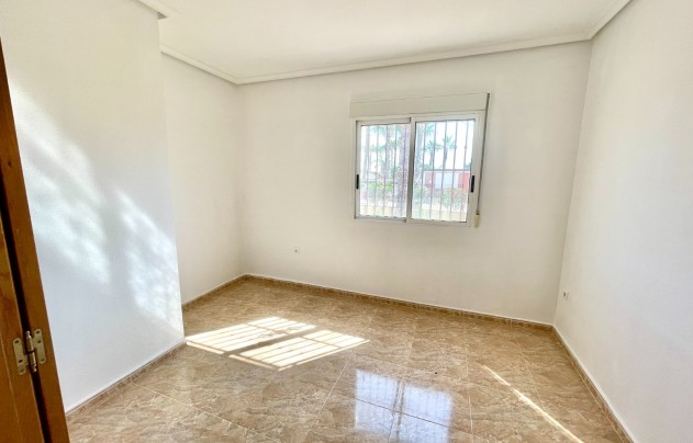 Resale - Villa - Catral