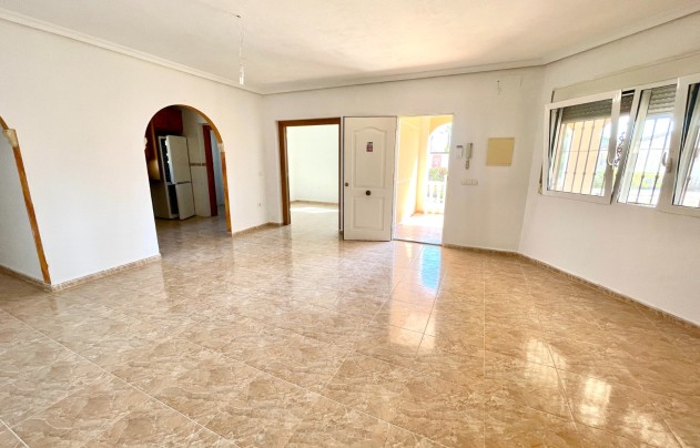 Resale - Villa - Catral