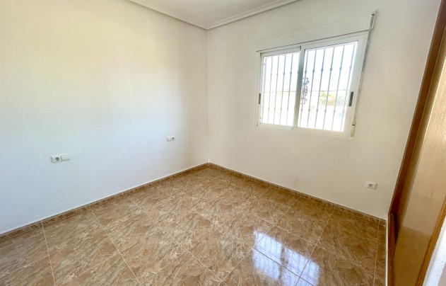 Resale - Villa - Catral
