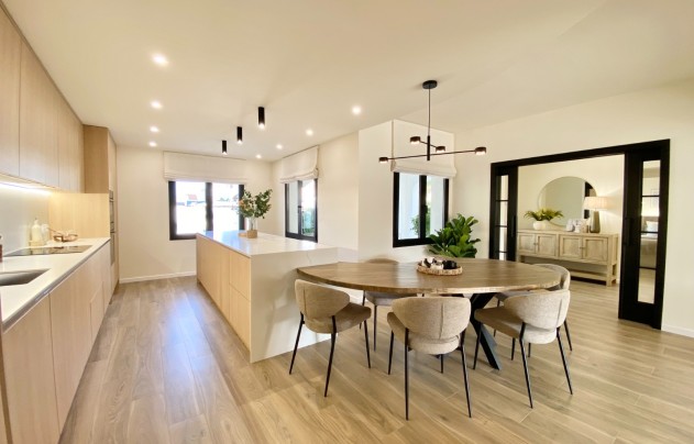 Herverkoop - Villa - Cabo Roig