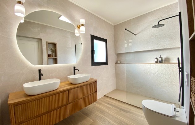Herverkoop - Villa - Cabo Roig