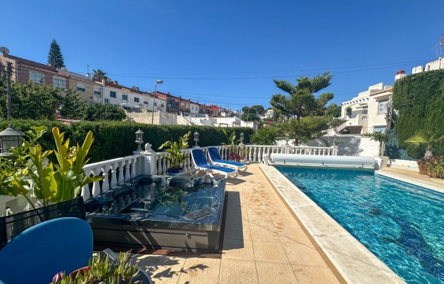 Resale - House - Torrevieja - Los Balcones