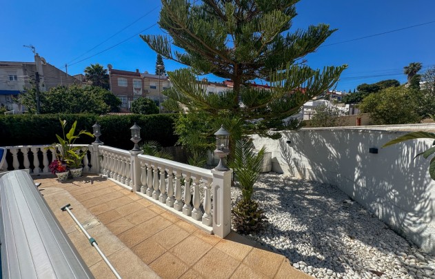 Resale - House - Torrevieja - Los Balcones