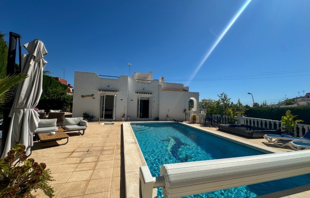 Resale - House - Torrevieja - Los Balcones