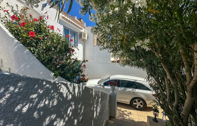 Resale - House - Torrevieja - Los Balcones