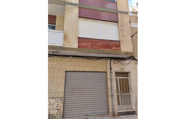 Resale - Commercial - Torrevieja - Costa Blanca