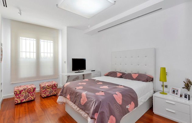 Resale - Villa - Algorfa - La finca Golf