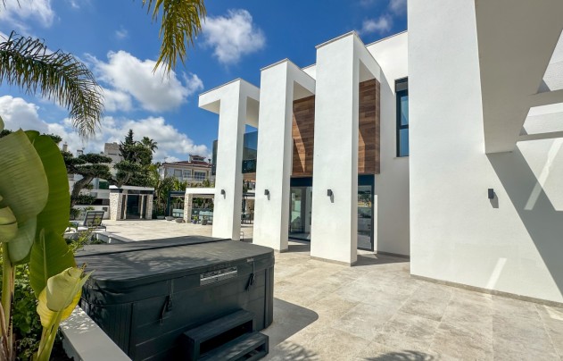 Revente - Villa - Orihuela Costa - Villamartín