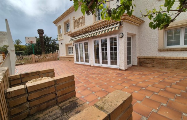 Resale - Villa - Orihuela - Costa Blanca