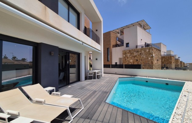 Herverkoop - Villa - Torrevieja - Costa Blanca