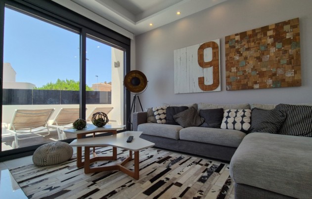 Herverkoop - Villa - Torrevieja - Costa Blanca