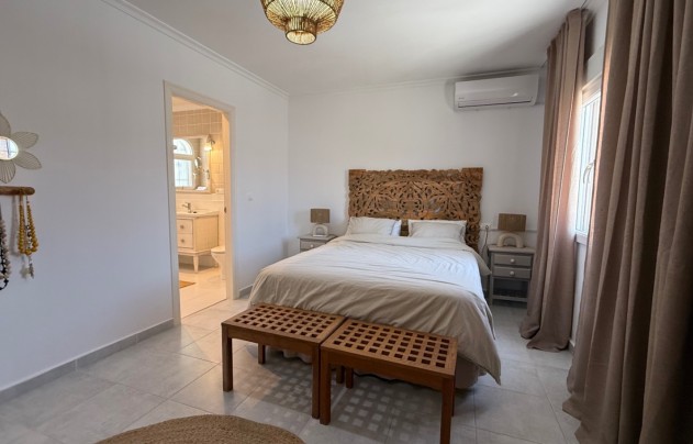 Reventa - Villa - Torrevieja - Costa Blanca