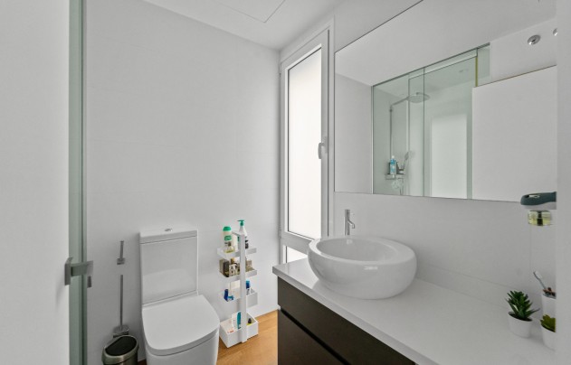 Resale - Villa - Novelda