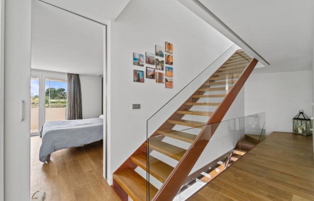 Resale - Villa - Novelda