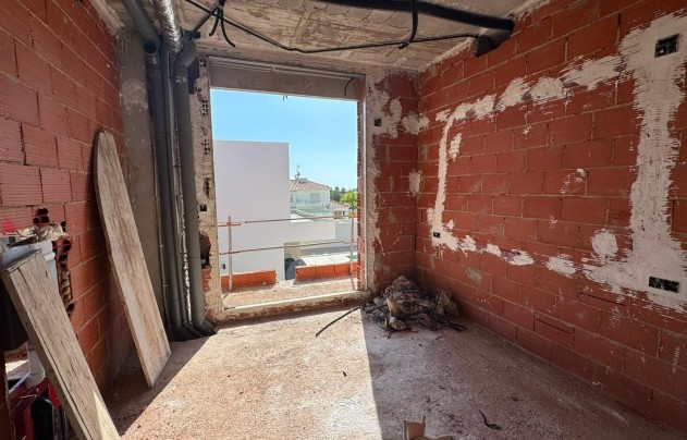 Resale - Villa - Orihuela Costa - La Zenia