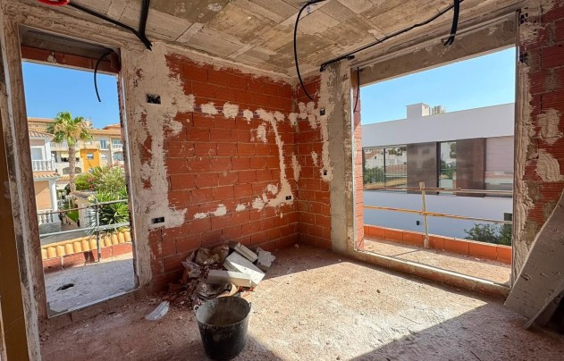 Resale - Villa - Orihuela Costa - La Zenia