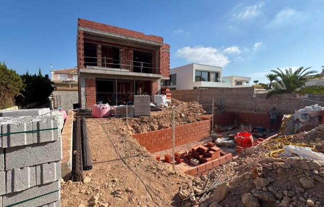 Resale - Villa - Orihuela Costa - La Zenia