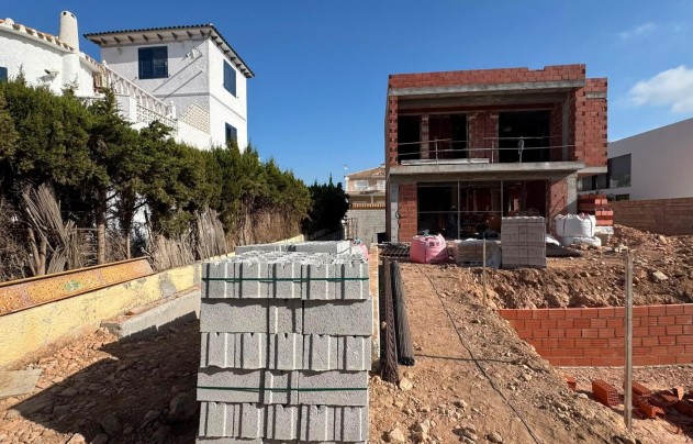 Resale - Villa - Orihuela Costa - La Zenia