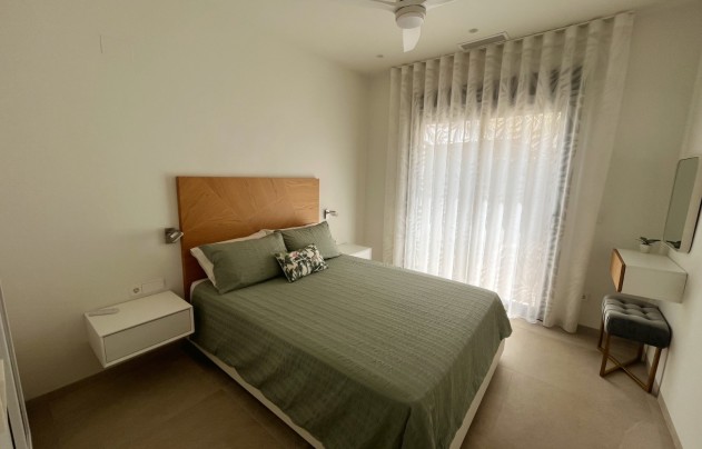 Resale - Villa - Los Montesinos - La Herrada