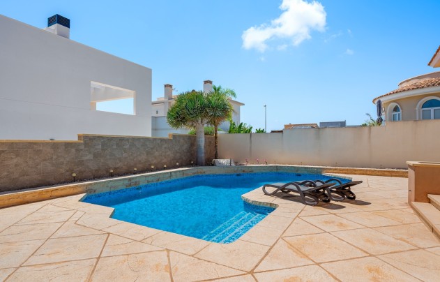 Herverkoop - Villa - Ciudad Quesada