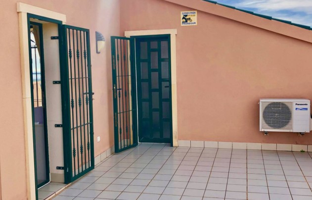 Herverkoop - Villa - Ciudad Quesada - La Fiesta