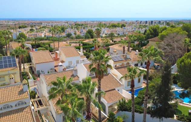 Herverkoop - Villa - Orihuela Costa - Villamartín
