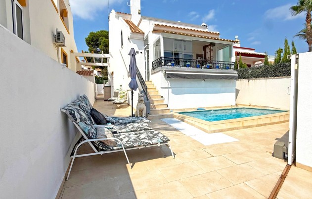 Herverkoop - Villa - Orihuela Costa - Villamartín