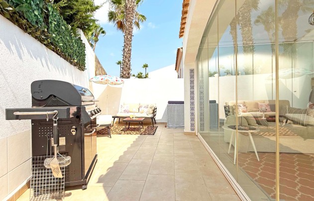 Herverkoop - Villa - Orihuela Costa - Villamartín