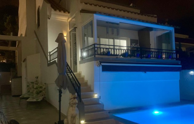 Herverkoop - Villa - Orihuela Costa - Villamartín